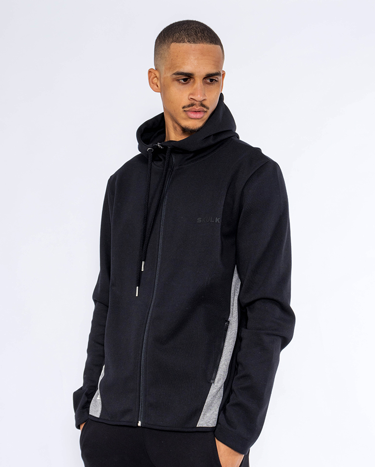 Jacket Doers Black is the answer to chilly autumn weekends - SKULK