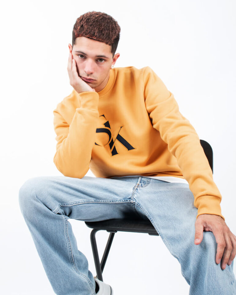 Sweatshirt Detail in Yellow - streetwear for man